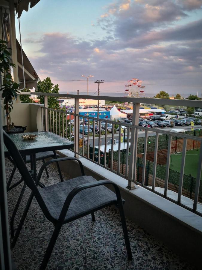 Cozy Sea View Apartment In Paralia エクステリア 写真