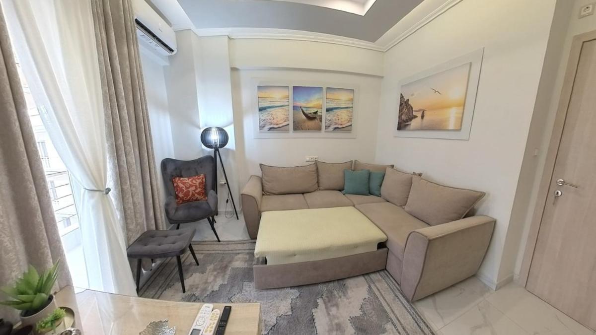 Cozy Sea View Apartment In Paralia エクステリア 写真
