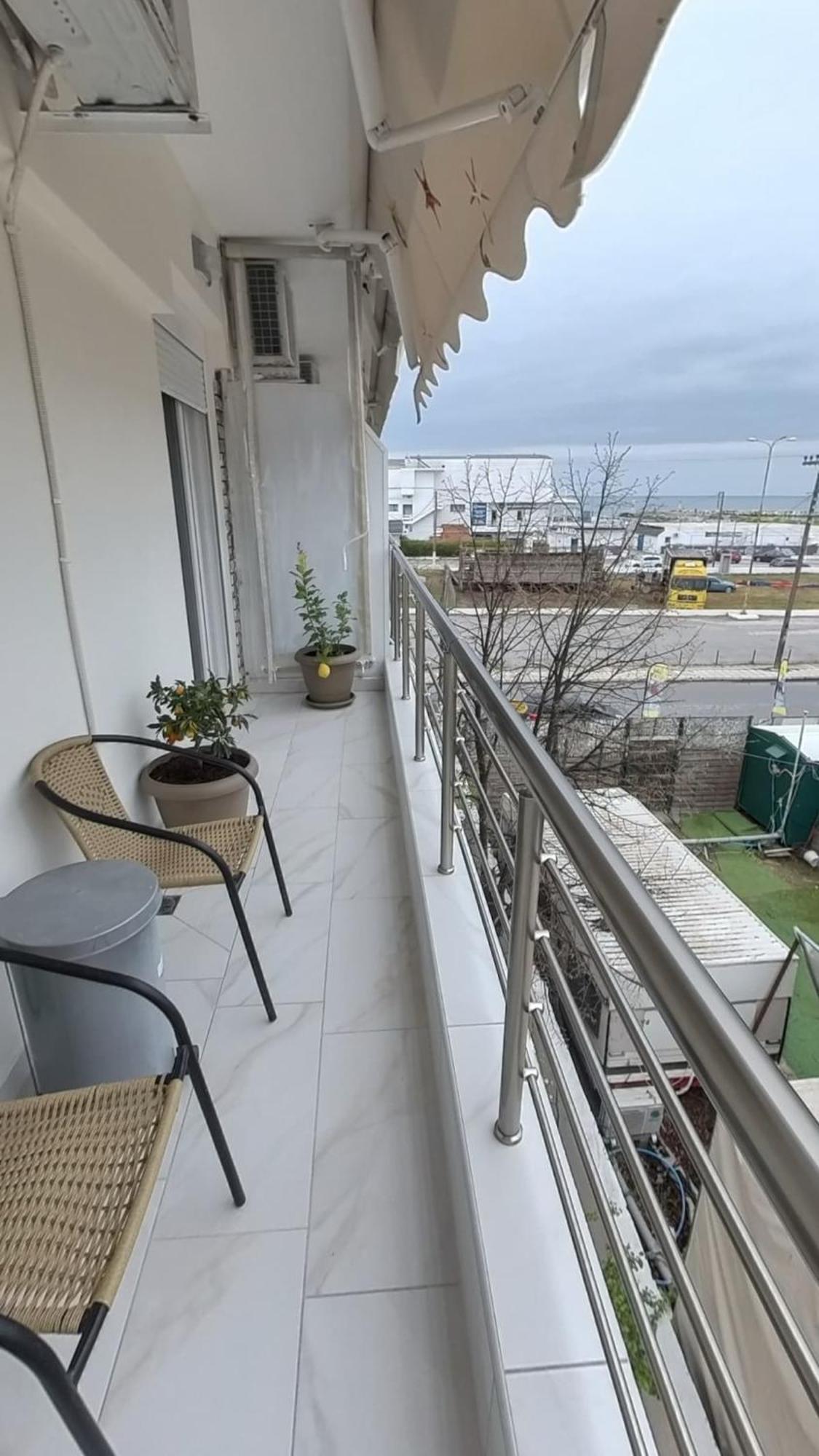 Cozy Sea View Apartment In Paralia エクステリア 写真